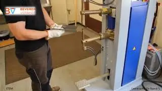 Operator Puntlasmachine