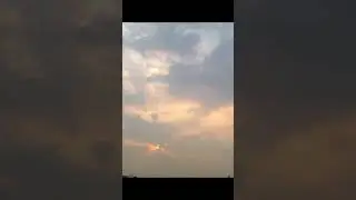 Cloudy Sunrise and Sunbeams #clouds #timelapsevideos #sunrise #sunbeams #sunrisetimelapse #sky #sun