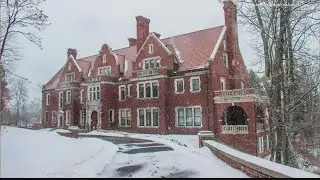 Visit Glensheen Mansion in Duluth for the holidays
