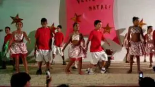 Festa de Natal Jacob Longoni Apresentação Terceiro Ano B_0001.wmv