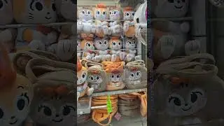 Mesin Capit Boneka Lucu