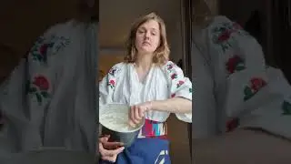 ASMR cooking of Easter cupcakes