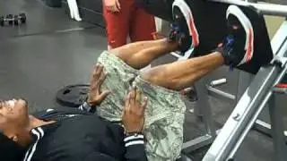 Michael Haynes Insane Leg Workout at  USC