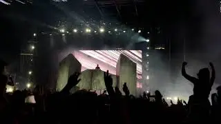 Calvin Harris playing XTC by Solardo - Creamfields 2019