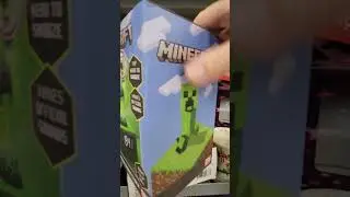 MINECRAFT CREEPER ICON ALARM CLOCK WITH NIGHT LIGHT - MAKES OFFICIAL SOUNDS - NINTENDO