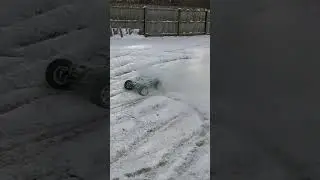 Snowy Drifting! #shorts #youtubeshorts #rccar #traxxas #trending #trendingshorts #xrt #mrneiltv