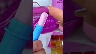 Gummy bear makeup collection candy You can eat this eyeshadow palette #candy #unboxing #lip