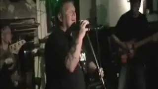 Walking (By Myself) gary Moore Cover Gary hayes on vocal....