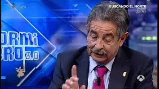 TV Corte Programa El Hormiguero Miguel Ángel Revilla regala un Wolder Wiam a Pablo Motos