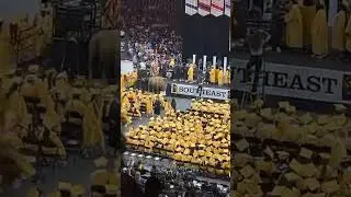 This College graduation ceremony is incredible 😂