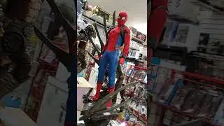 hot toys 1/4scale deluxe spiderman out of the box #hottoys