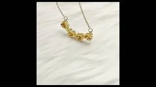 ✨ Luck & Luxury: Four Leaf Clover Necklace! 🍀💖