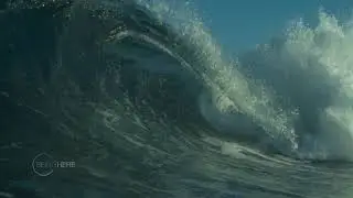 Slow Motion Wave - Sparkling barrel - For This Wave