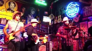 dancing at robert's western world