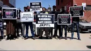 Peoples Freedom League activists shouting slogans against rape and murder of girl asifa