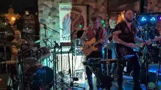 The Resonators at Postinos dec 25