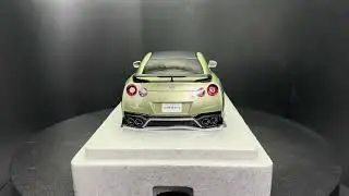 MotorHelix MH 1/18 Nissan GT-R (R35) Track Edition Engineered By Nismo T-Spec Millennium Jade M83515