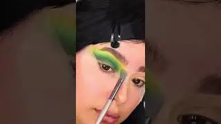 GREEN DRAM&Aacute;TICA #glam #drama  #tutorials