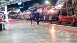 14702 - Amrapur Aravali Express (BDTS-SGNR) | Arrived On Sikar Junction | Indian railways |
