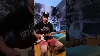 Fender Strat grooves: blue rock soul with cool tone. #guitarplayer #fenderstrat #shorts