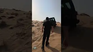 JEEP WRANGLER  STUCK IN SAND DUBAI #offroadrecovery #carstuckinsand #jeepwrangler