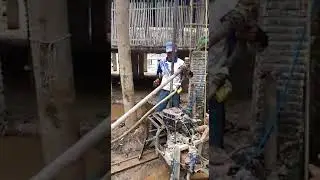 BOR SUMUR KEDALAMAN 80 METER  dengan mesin sepeda motor