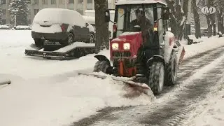 Комунальники працюють в посиленому режимі