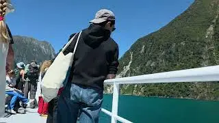 Nature at its finest — Milford Sound, Queenstown, New Zealand. Absolutely breathtaking 🌊⛰️