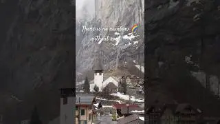 Lauterbrunnen to Wengen in a grey day