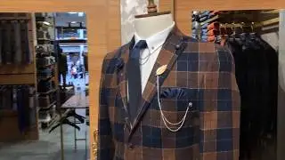 GentWith Navy Blue Plaid Suit