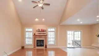 RE/MAX Realty Professionals - 3901 E Breckenmore Drive