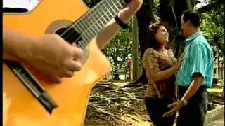 El Flaco -  Rubiel Urrea & Adriana  (Video Oficial)