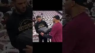 LaVar Ball shows Lonzo the Cleveland Cavs Big Baller Brand shoes before the home opener 🏀