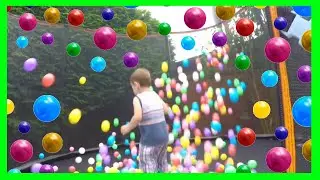 Trampoline jumping and balls | Learn colours on the trampoline | Finger family color song