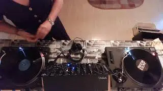 Hari b2b Oana // Vinyl Only //
