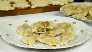Pierogi z soczewicą i pieczarkami - VideoKuchnia.pl