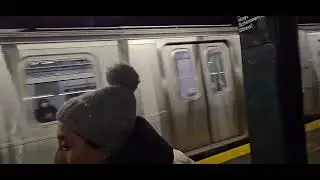 Church Ave bound Local R211 (G) train leaving Hoyt&ndash;Schermerhorn Streets 