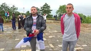 Serb&euml;t sh&euml;nojn&euml; Vidovdanin