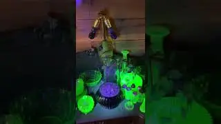 How to tell if something is uranium glass.