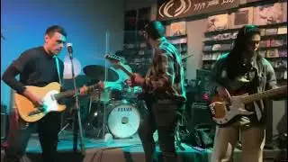 Jherek Lazo (Mediocre) - Sayonai Avenue (Live at Free Field)