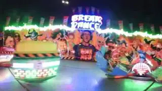 Laurie's Breakdance 360 centre 01
