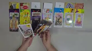 Aklındaki kişi tam zamanlı ilişki istiyor! 🙈 #tarot #aklımdakikişitarot 