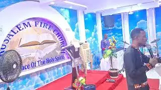 Barikiwa Baba kwa ujumbe mzuri Mungu akuzidishie hiio neema 