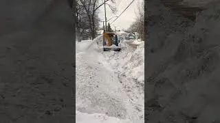 Trackless Ribbon Snowblower In Action!