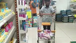 பெரம்பலூர் புதிய பேருந்து நிலையத்தில் உள்ள அட்சயா சூப்பர் மார்க்கெட் 