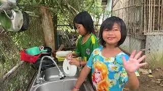 សកម្មភាពកូនប្រុសនាយក្រិនធ្វើម្ហូបឲ្យឳពុកនិងប្អូន