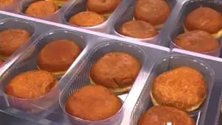 Tiefk&uuml;hl-Backwaren in Tiefziehverpackung ausHartfolie