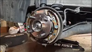 How to replace rear wheel bearing on Chevrolet Spark