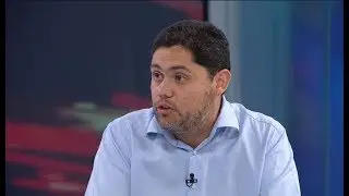 Alberto Larra&iacute;n: 