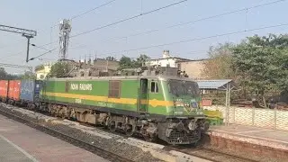 WAG9hc pulling heavily loaded container goods train// powerful locomotive// Jaypurna vlogs// Railfan